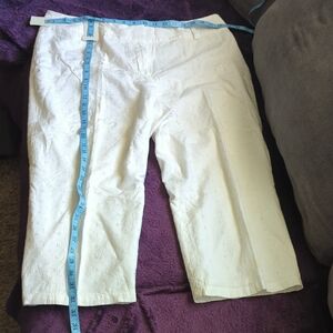 ! White Cropped Pants